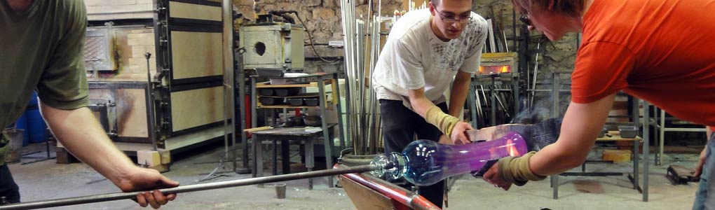 Watch Glassblowing Live in the City of Bath seven days a week