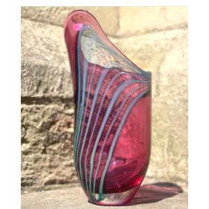 VASE HANDBLOWN BY STEPHEN WILLIAMSON (SIGNED)